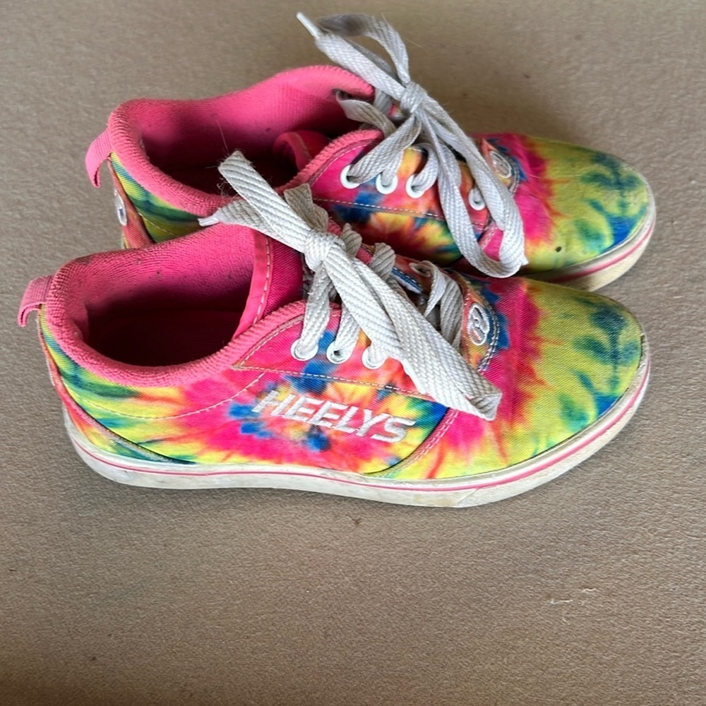 HEELYS PRO 20 Wheel Skate Roller TIE DYE Sneaker Shoes Kid size 3 - HE100893